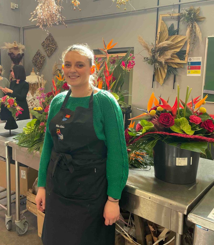 chloe maf fleurs - CFAie apprentissage fleuriste Normandie