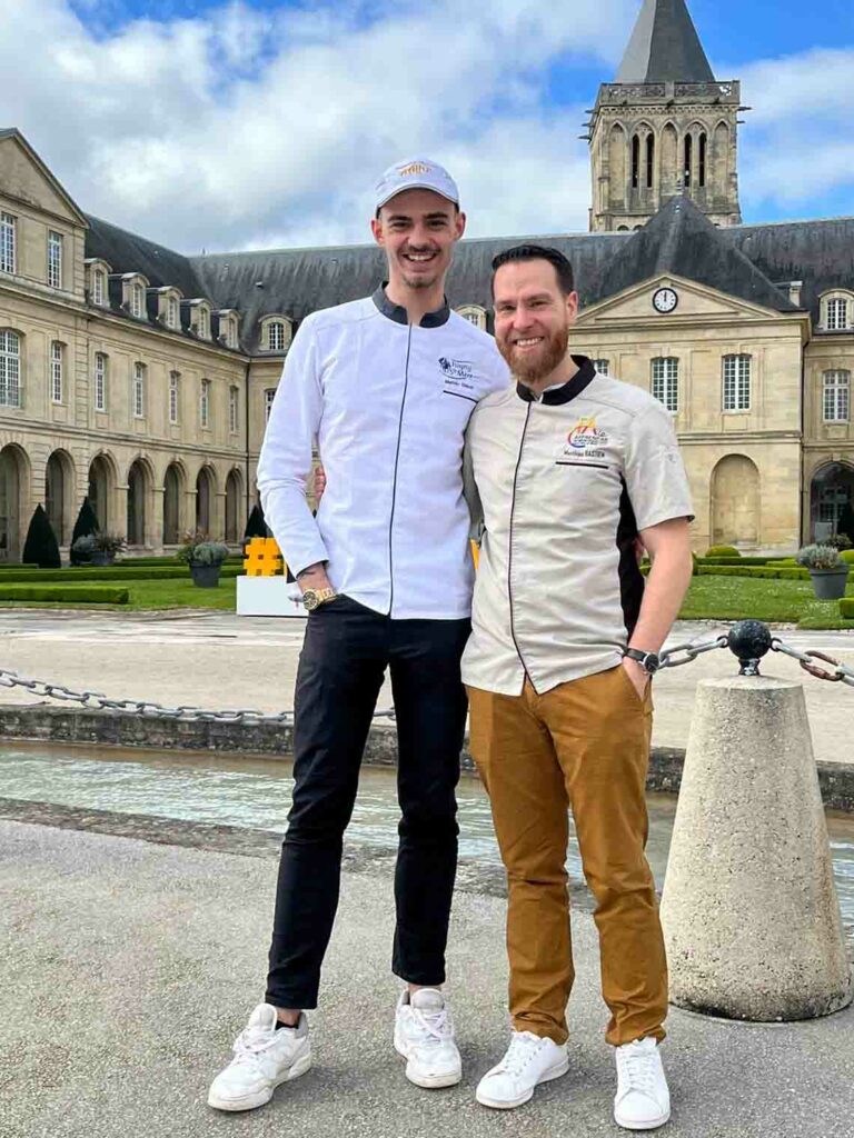 Mattéo, apprenti boulanger, et Matthieu, formateur en boulangerie au CFAie