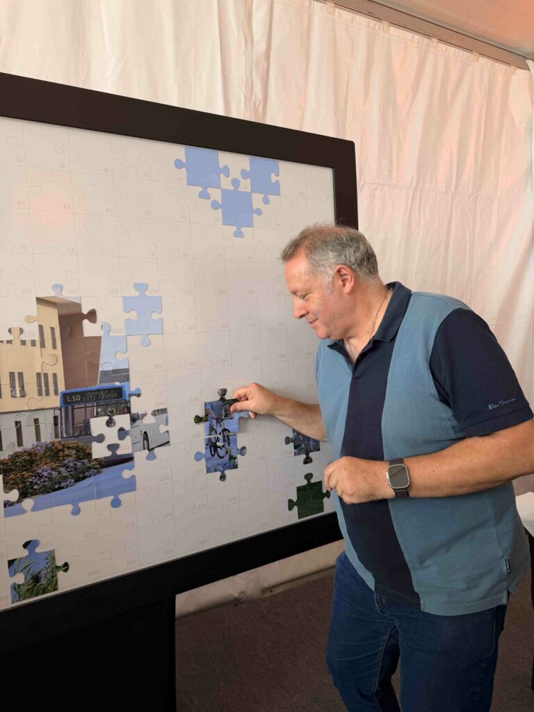 pose premiere pierre cfaie normanville-evreux animation puzzle batiments
